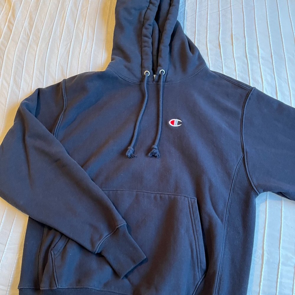 Men's Champion Hoodie, Size Medium, Navy Blue